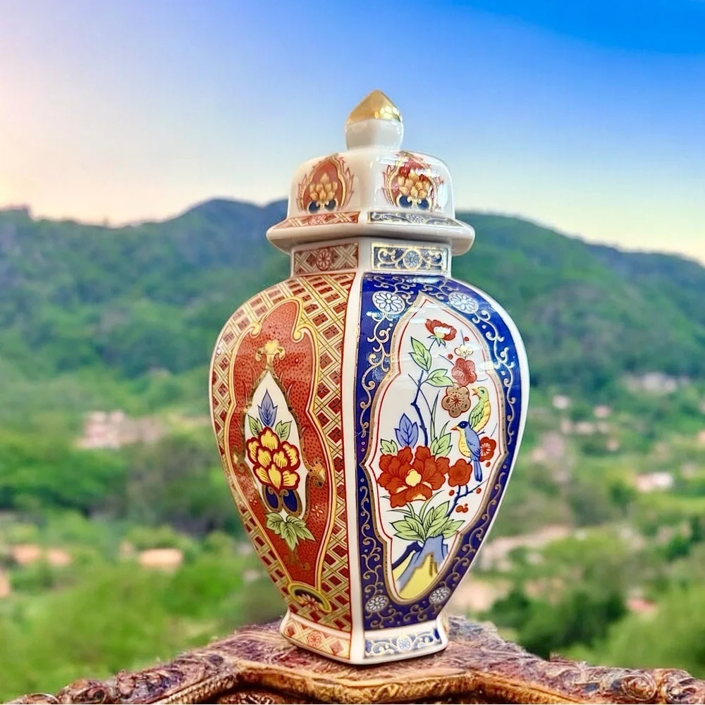 Vintage Imari Japanese Lidded Ginger Jar 8" - Picture 16 of 16